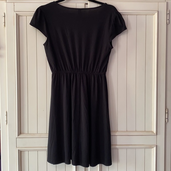 NWT Embroidered Floral Dress - Picture 5 of 5